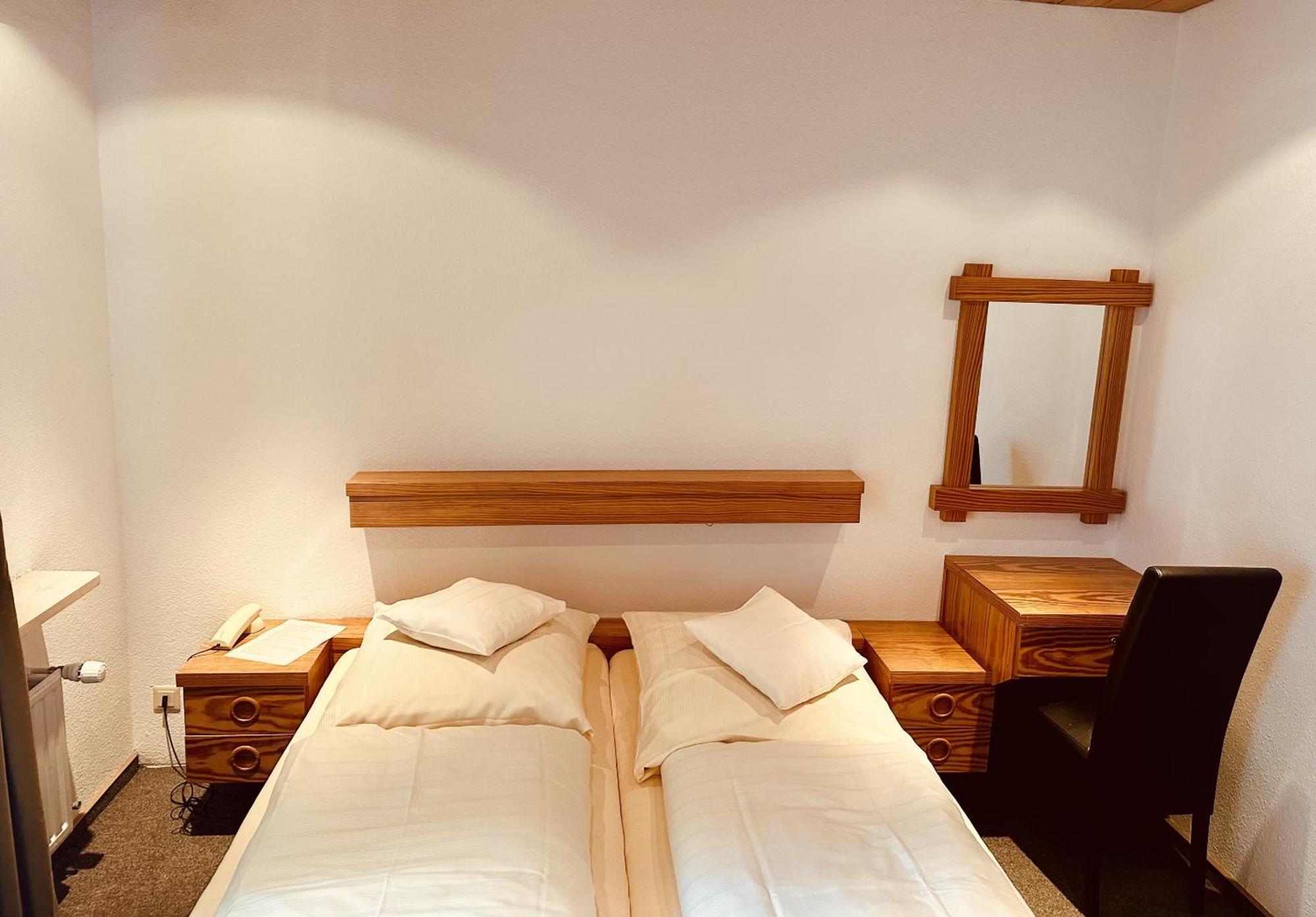 Hotel Weingut Dehren Ellenz-Poltersdorf Room photo